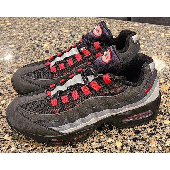 Nike Air Max 95 OG Big Bubble LFC Liverpool FC Black Red HM4830-001 Men US 10 - Picture 1 of 10